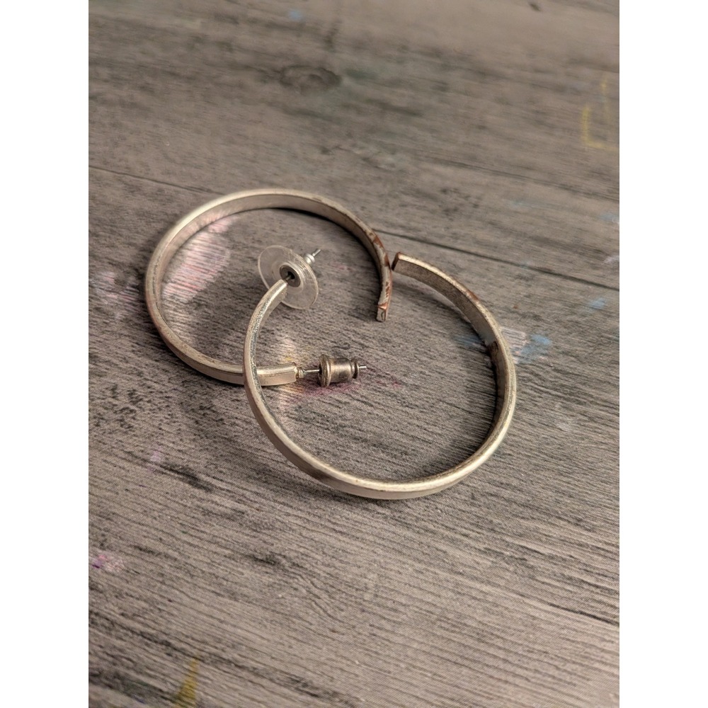 Womens Silver Tone Open Hoop Earrings Minimalist Flat Edge 1.5 Inch Post‎ Back